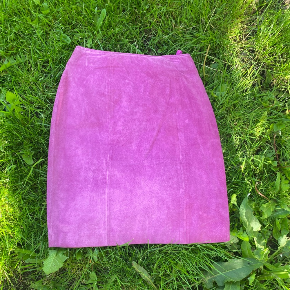 Magenta leather skirt, wilsons leather, vintage lined skirt